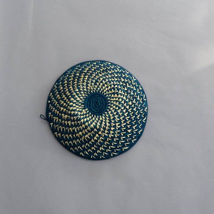 Hand woven straw. A tradition and art which has been part of Ugandan culture for centuries.  With all of the materials used being natural products or recycled, we also believe this is a lovely way of making use of natural resources the world has to offer and making positive changes to become more sustainable.  Beautifully, unique, handmade basket made out of banana stalks and raffia fibres also known as the Ugandan basket.