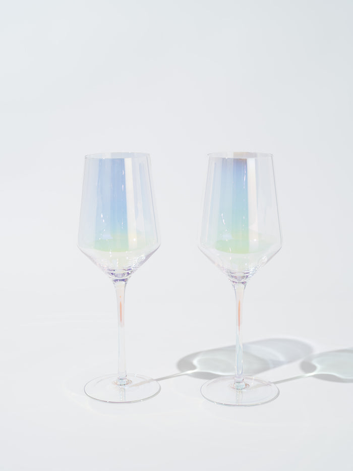 Aria Iridescent Wine Glass