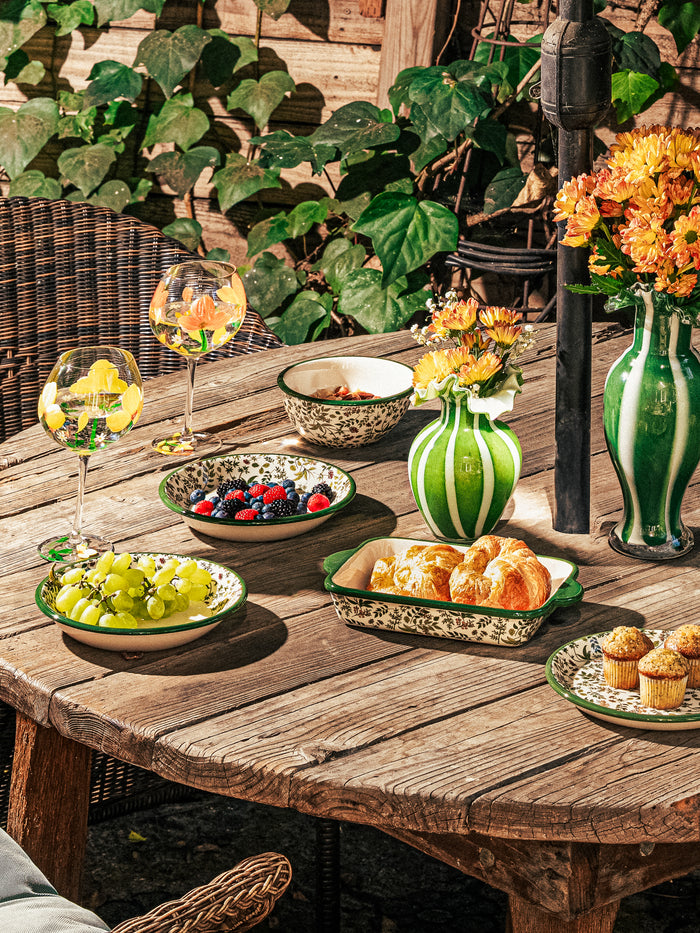 Botanical Bliss Wine Glass, Orange Splash