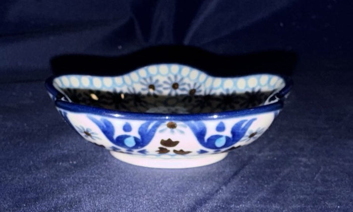 Ceramika Artystyczna Pennsylvania Dutch Small Pedal Bowl - Shape: G60 - Pattern: Pennsylvania Dutch (1026X)