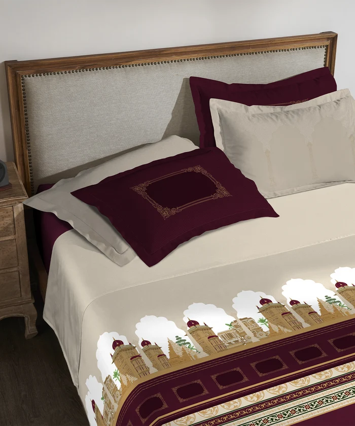 Classic Safarnama King Bedsheet Set, Golden Chariot| 210 TC Cotton| 4 Pillow Covers