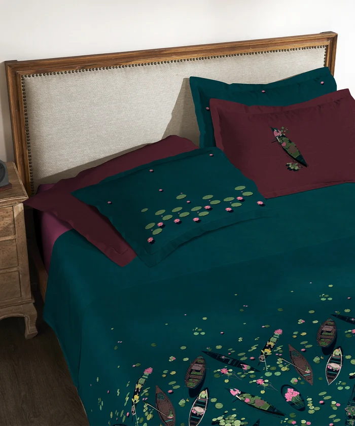 Classic Safarnama King Bedsheet Set, Lakeside Drift | 210 TC Cotton| 4 Pillow Covers
