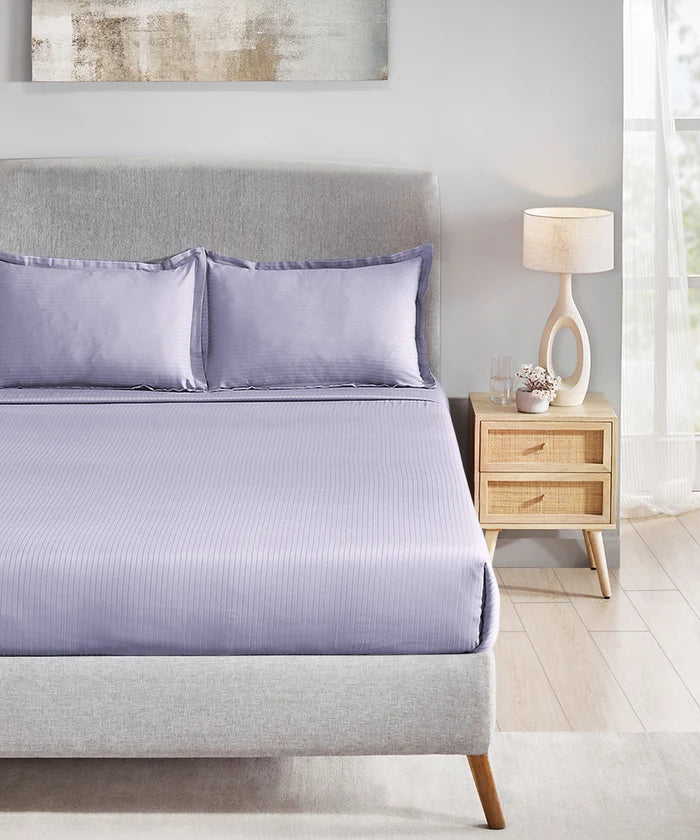 Classic Style me Solid King Bedsheet Set, Amethyst | 210TC Cotton| 2 Pillow Covers