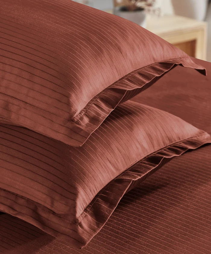 Classic Style me Solid King Bedsheet Set, Ember | 210TC Cotton| 2 Pillow Covers