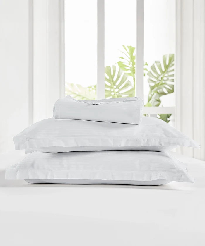 Classic Style me Solid King Bedsheet Set, White| 210TC Cotton| 2 Pillow Covers