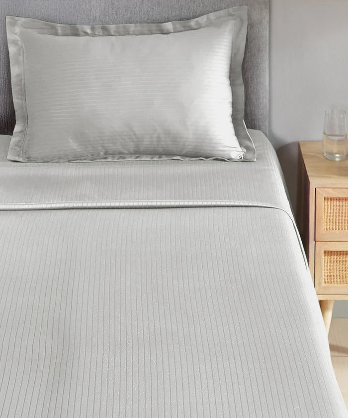Classic Style me Solid Single Bedsheet Set, Snow Flake | 210TC Cotton | 1 Pillow Cover
