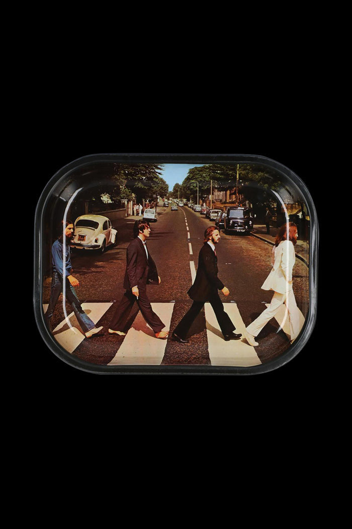 The Famous Brandz Fab4 Abbey Road Rolling Tray displays a street crossing inspired by the iconic album cover.