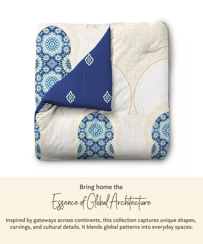 Gates Around The Globe Double AC Comforter, Moorique| 180 TC Cotton