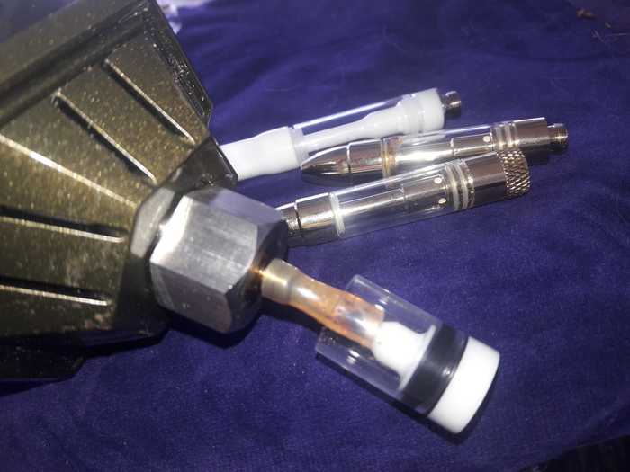 GEMSTX Total Extraction Handheld Rosin Press - Second Generation