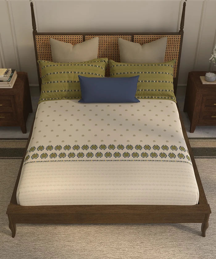 Home Essential  Suzani King Bedsheet, Nagma|144TC Cotton| 2 Pillow Covers