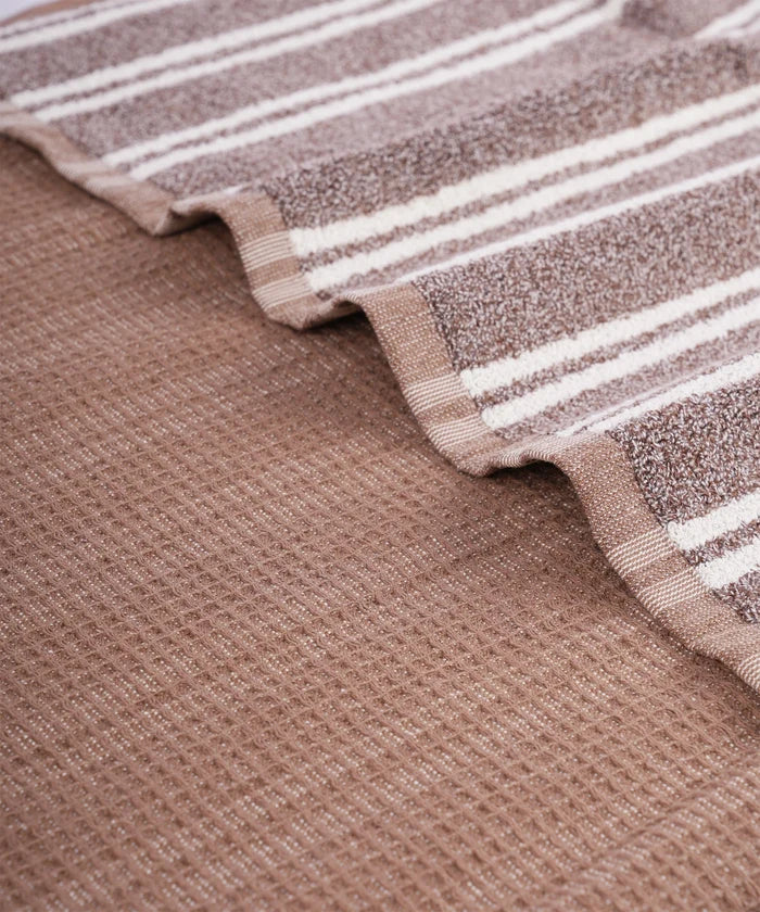Indulgence By The FirePlace Bath Towel, Super Soft, Intricate Design, 600 GSM, Savanna
