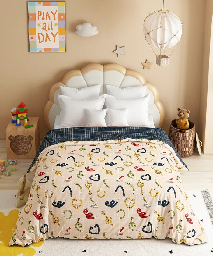 Juniors Double AC Comforter, Scribble Spot| 144TC Cotton