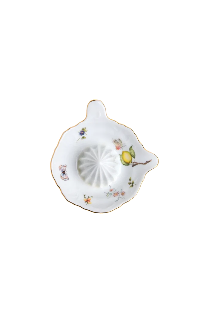 Limoeiro Porcelain Citrus Juicer with Gold Accents by Tania Bulhões
