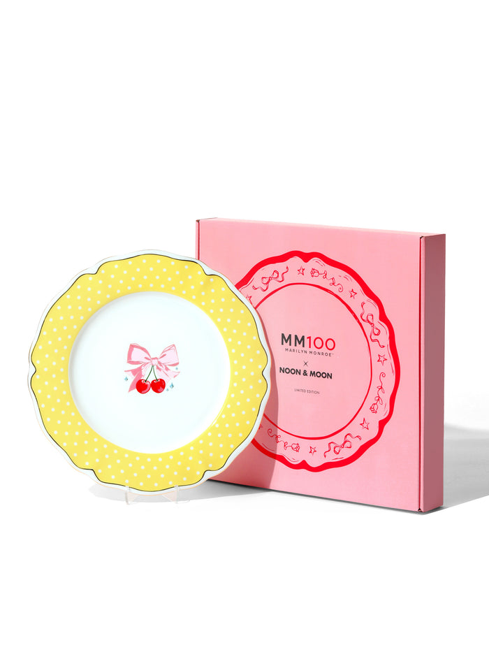 Marilyn Monroe Romance Edit™ Limited Edition, Plate, Yellow, 9 Inch