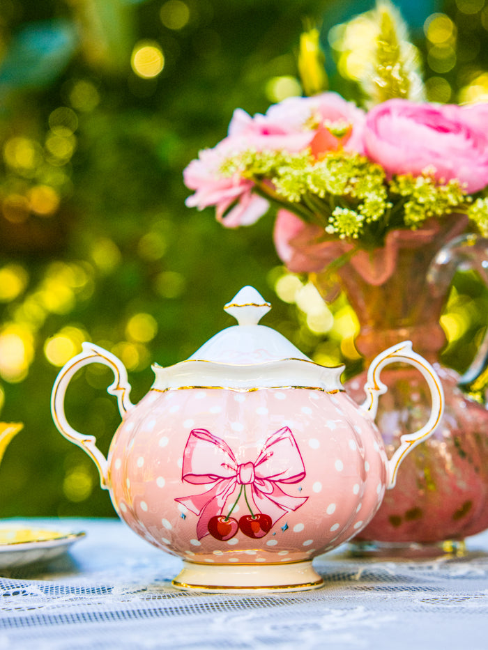 Marilyn Monroe Romance Edit™ Limited Edition, Pink Tea Set of 5