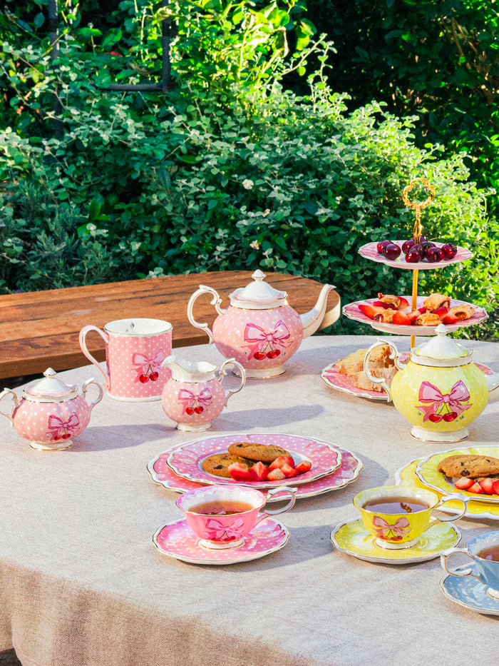 Marilyn Monroe Romance Edit™ Limited Edition, Mug & Tea Cup Set, Pink