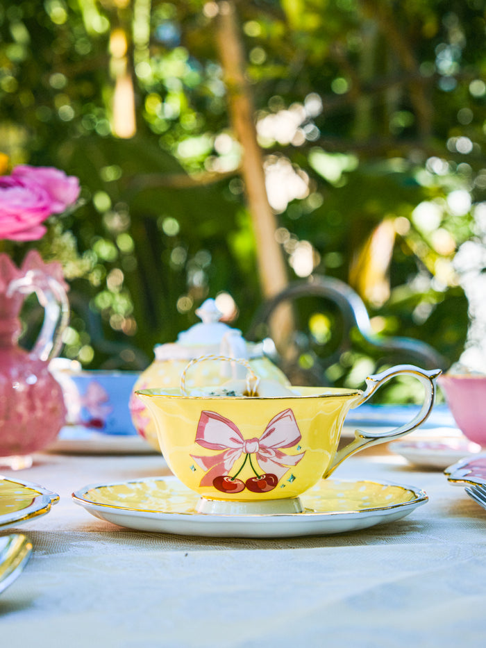 Marilyn Monroe Romance Edit™ Limited Edition, Yellow Tea Set of 5