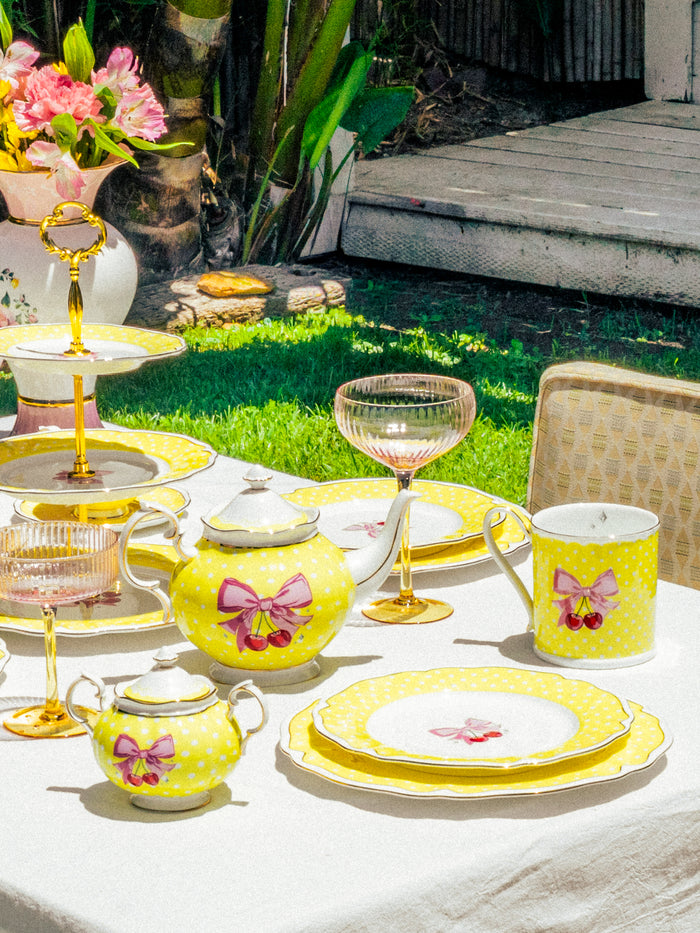 Marilyn Monroe Romance Edit™ Limited Edition, Teapot, Yellow