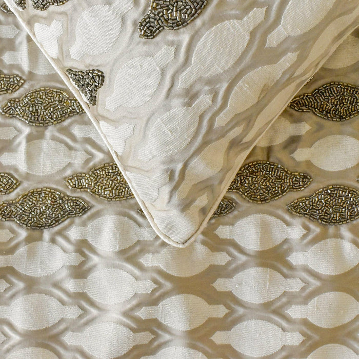 Priscilla Dazzle - Jacquard Ivory Decorative Bed Runner and Pillow Cover
