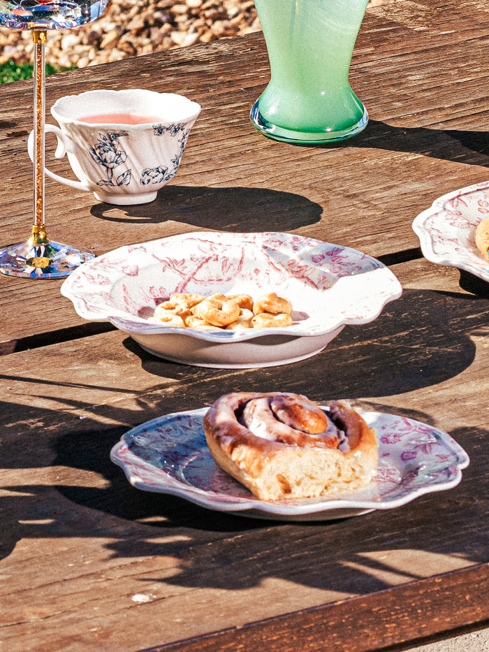 Rosy Bloom Dinnerware Set