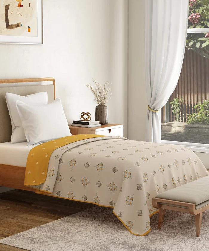 Sanskriti Single Dohar, 180 TC, 100 % Cotton, Kasuti