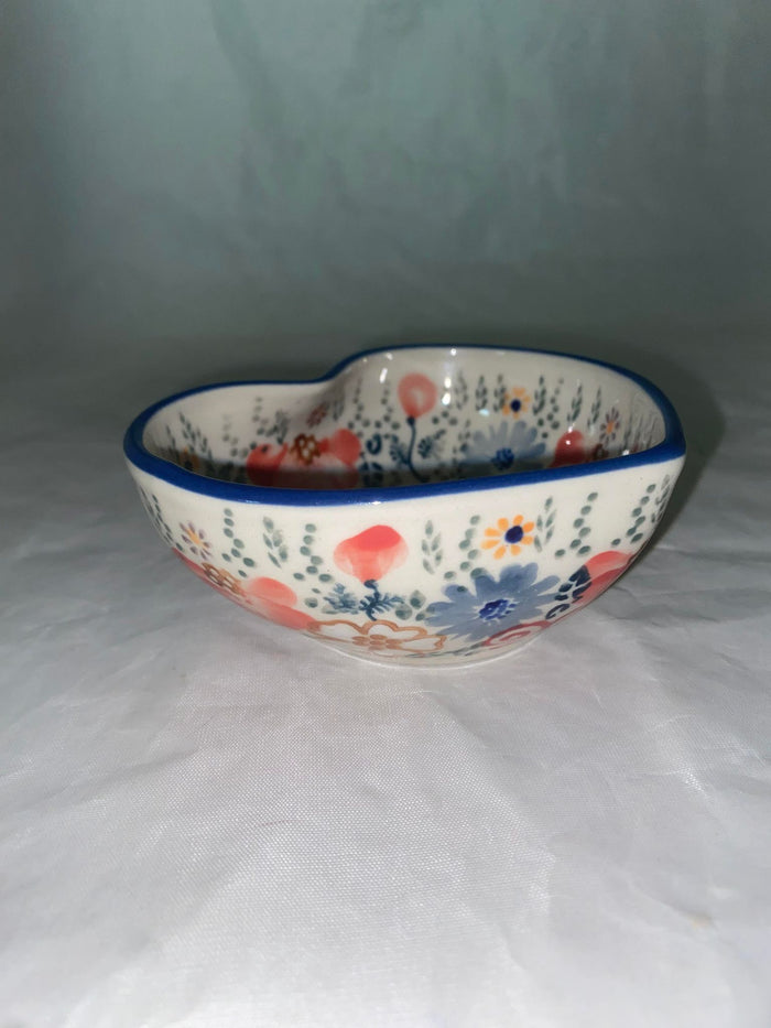 Sweet Pea Sm. Heart Bowl - Shape M-188 - Pattern Sweet Pea (EO38)