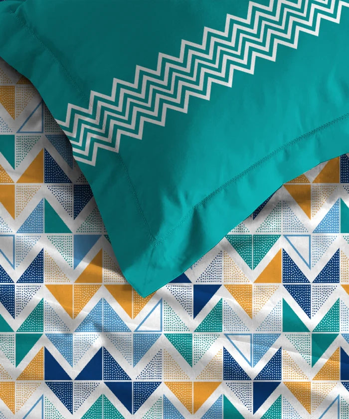 Urban Comfort Queen Bedsheet Set, Trippy Triangles Blue |144 TC Cotton| 2 Pillow Covers
